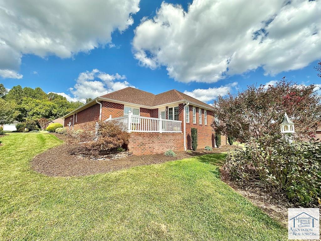 Real Estate Martinsville, VA Rives S. Brown Helping you find a home