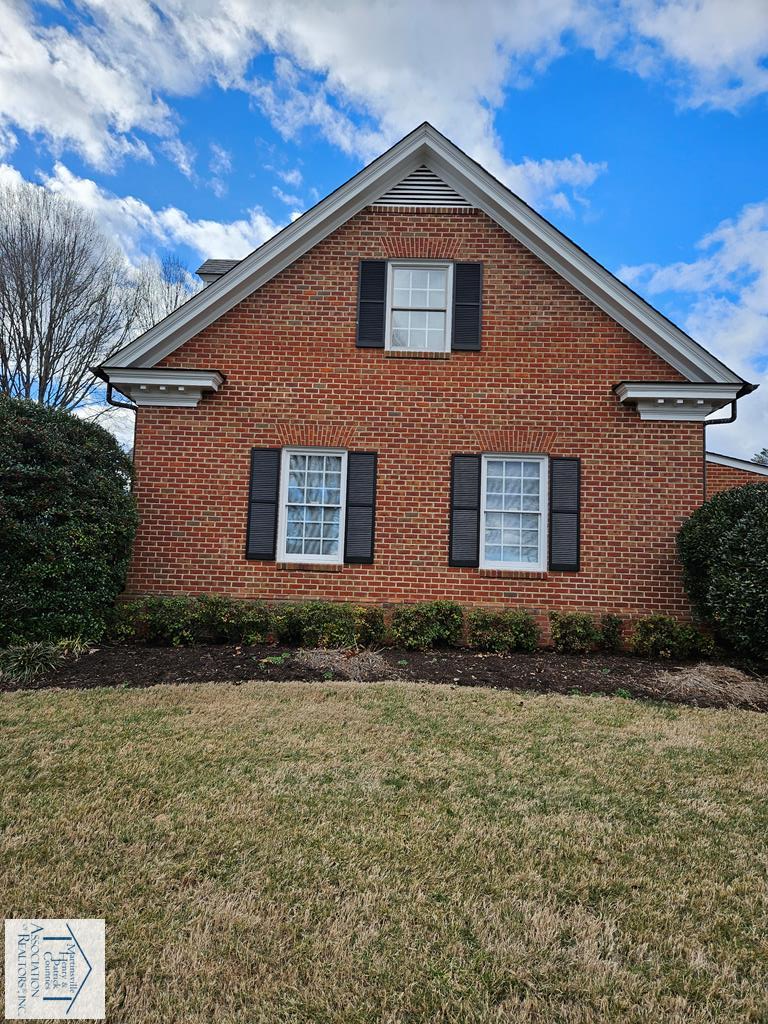 Real Estate Martinsville, VA Rives S. Brown Helping you find a home